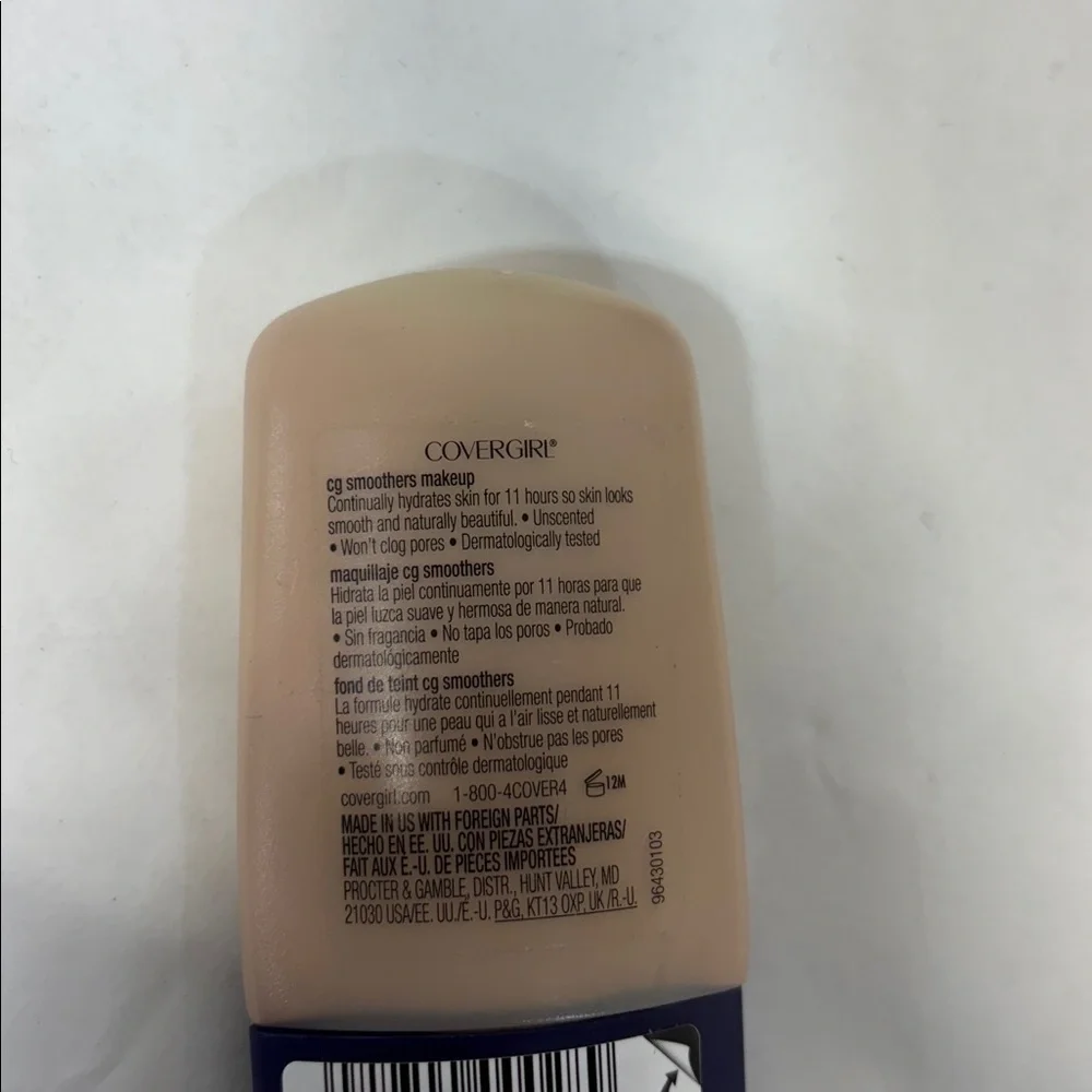 COVERGIRL CG Smoothers Hydrating Makeup - Medium Light 735 makeup